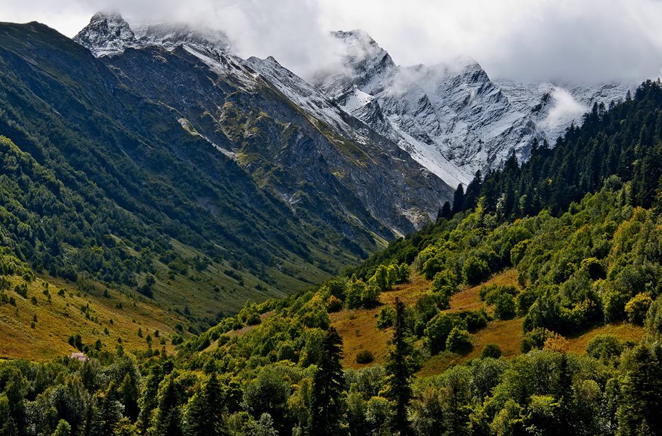 Georgia’s 10 mountainous places to visit in late autumn geotv.ge